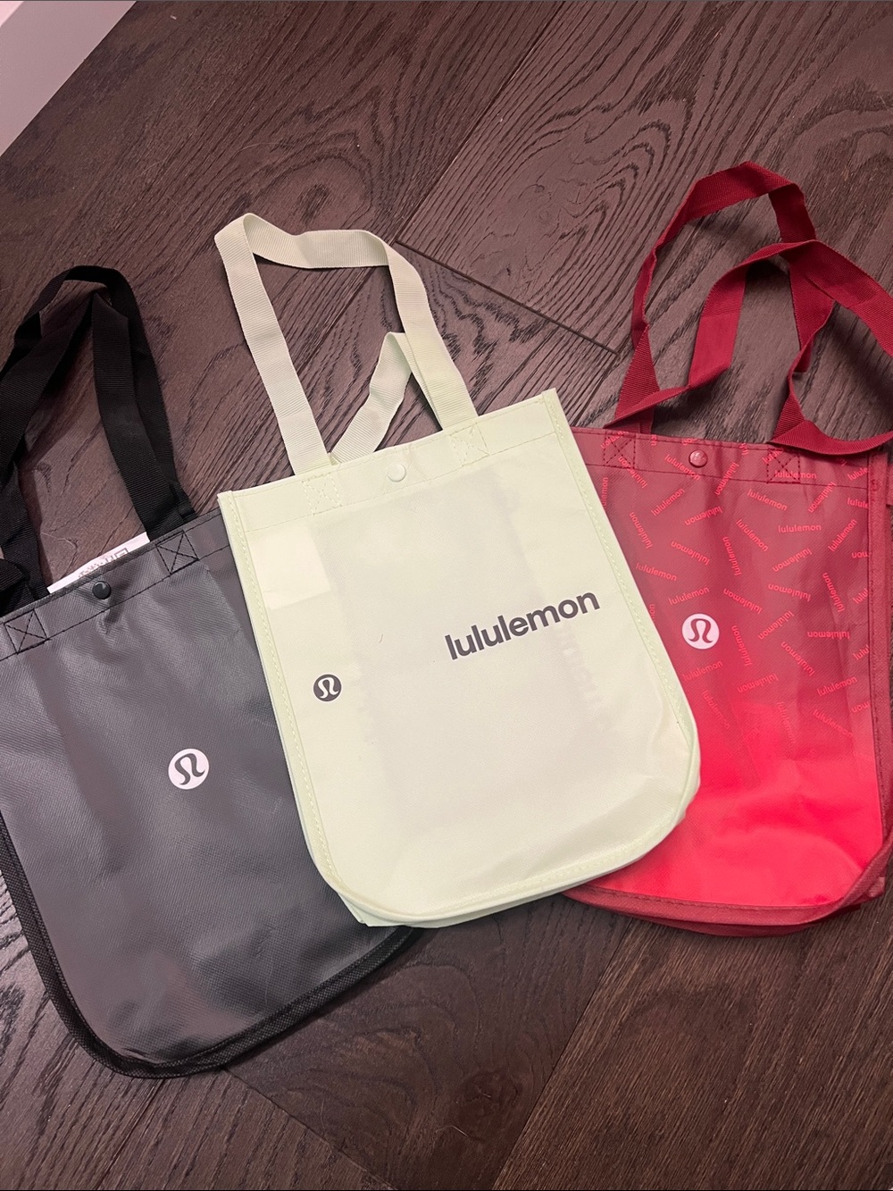 Lululemon reusable shopping tote bag
